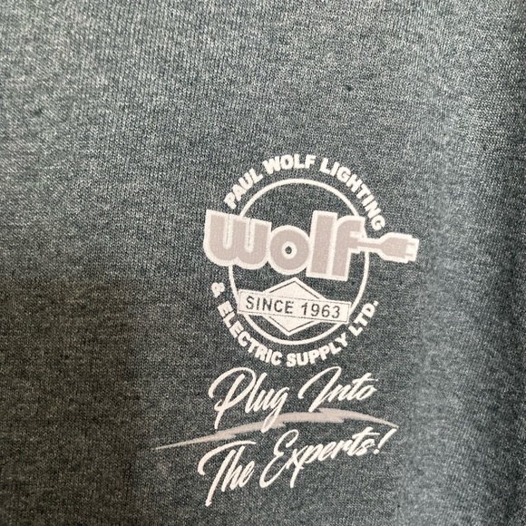 NWOT, Gildan Wolf Long Sleeve Tshirt, Gray, size XL - Picture 4 of 6